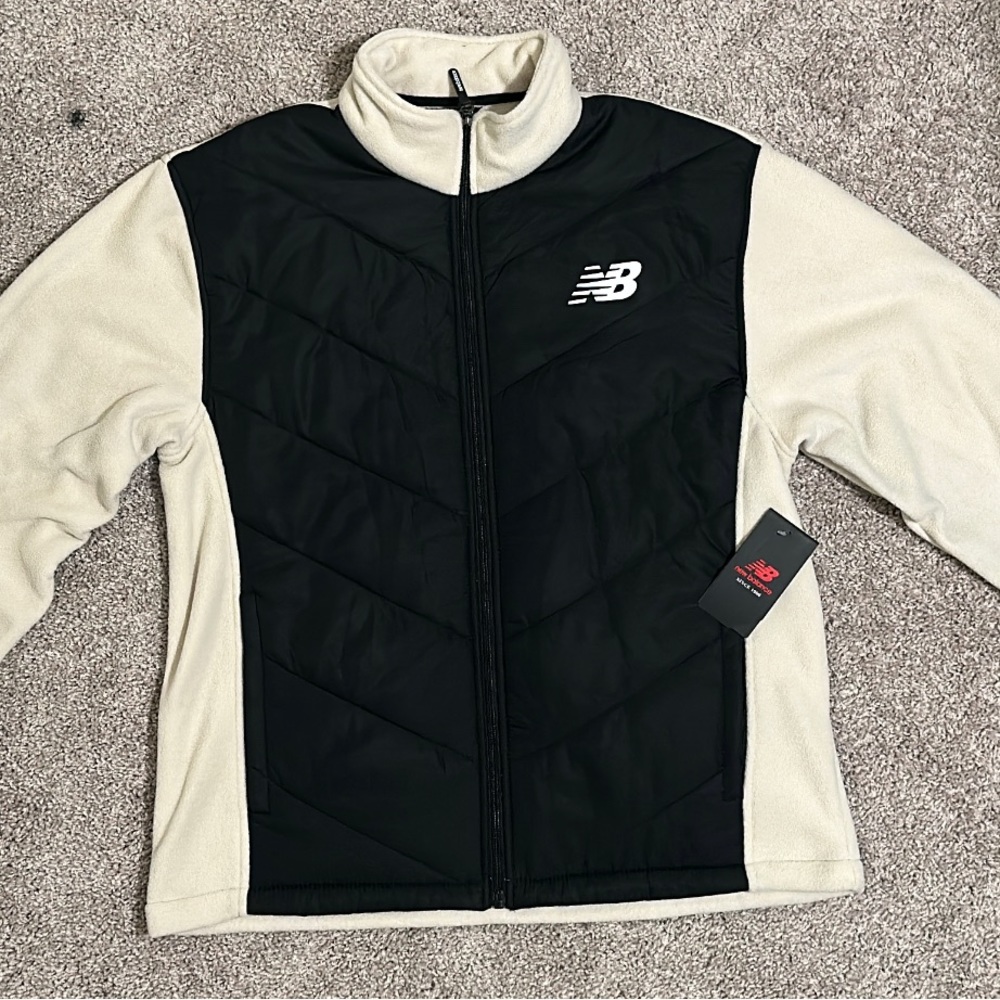 New balance hooded jacket
